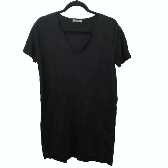 zara black short sleeve dress Zara Short Black Pleated Dress by Zara